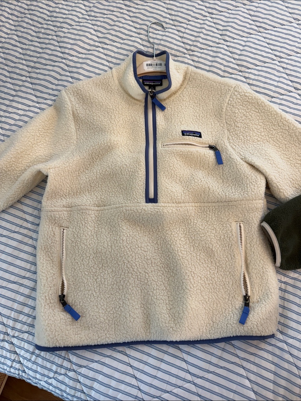 Patagonia Womens Cream Sherpa Half-Zip with Blue Trim